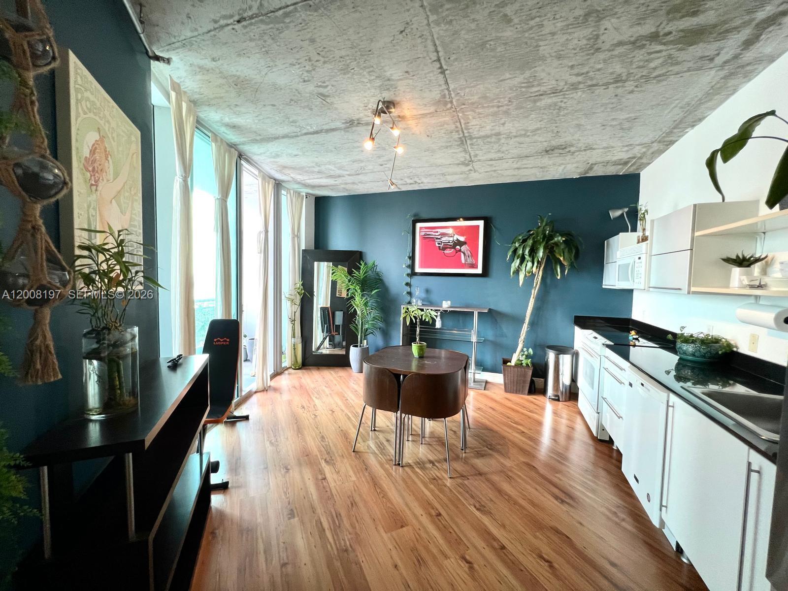 690 SW 1st Ct # 1934