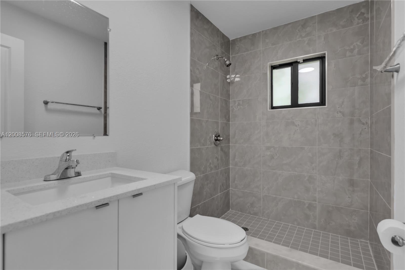 152 NW 18 St