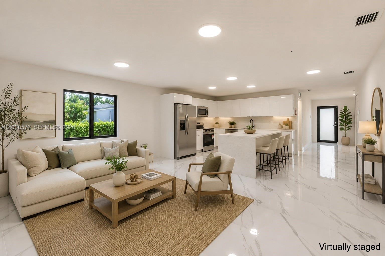 152 NW 18 St