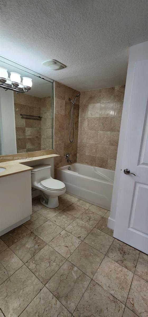 170 SE 14th St # 1408