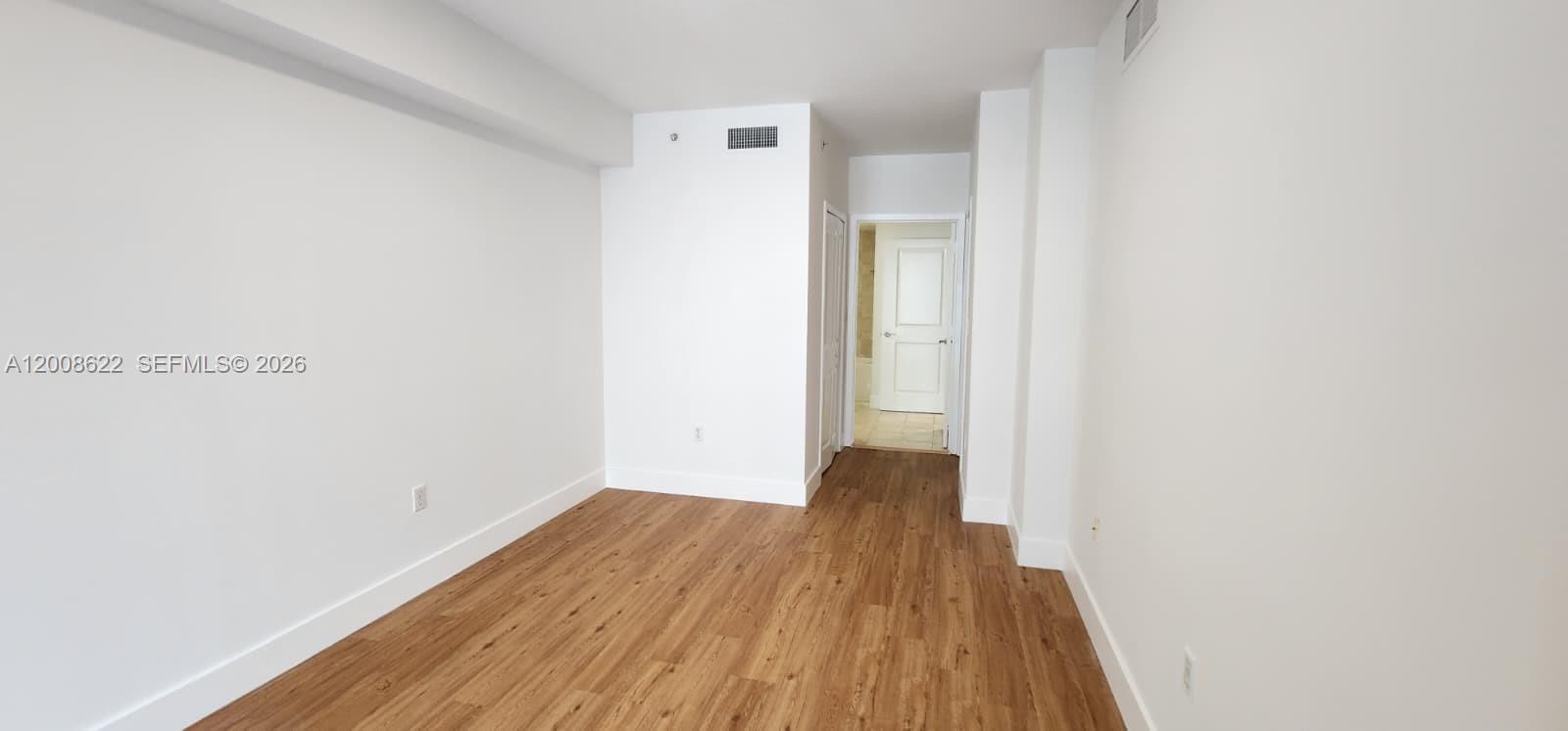 170 SE 14th St # 1408