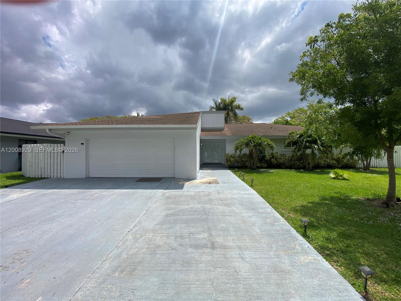 11121 SW 110th Rd # 11121