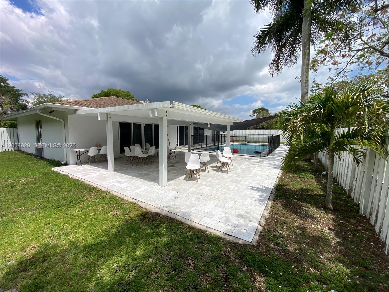 11121 SW 110th Rd # 11121