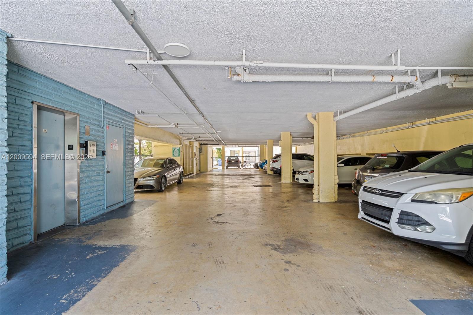 915 Jefferson Ave # 2E