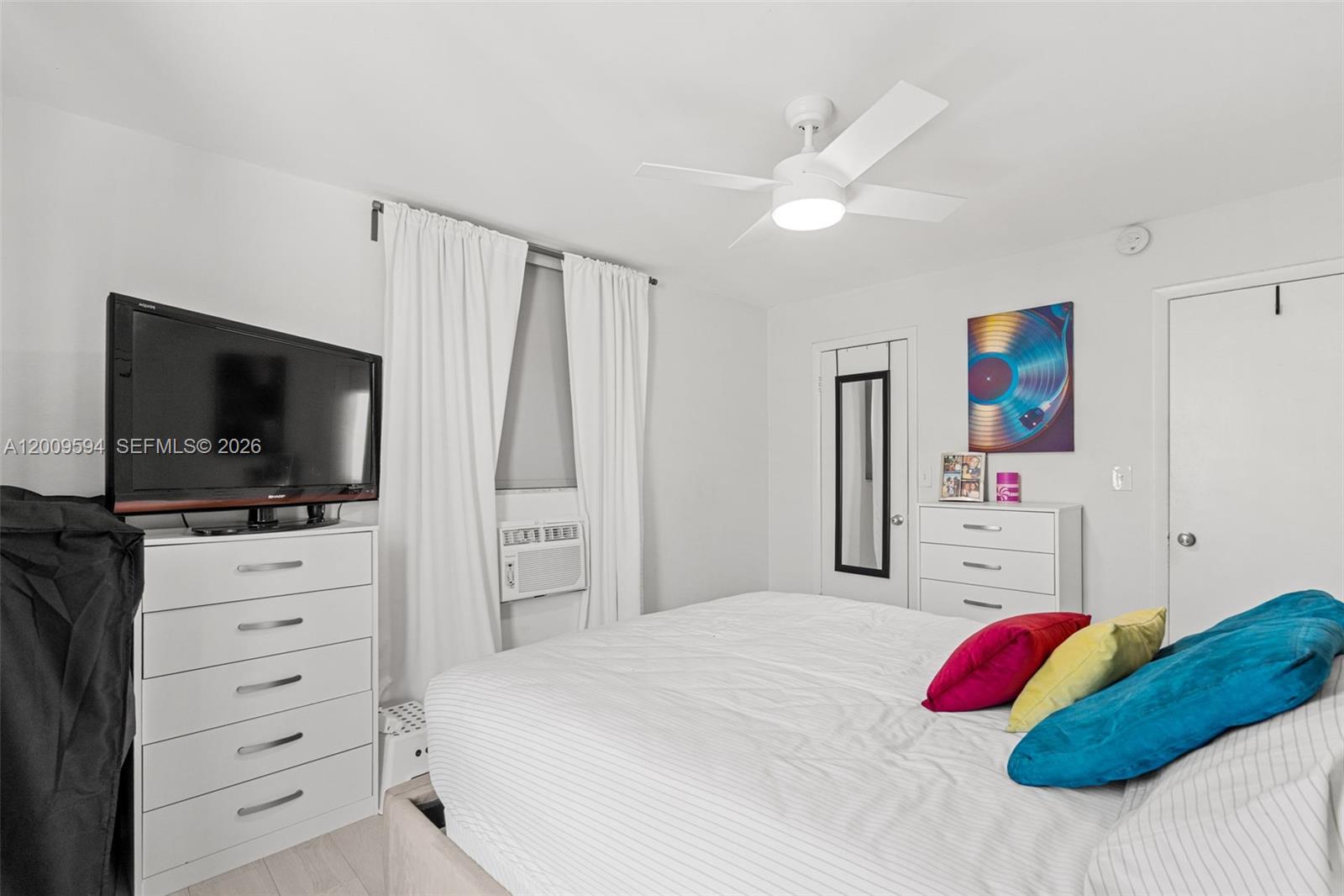 915 Jefferson Ave # 2E