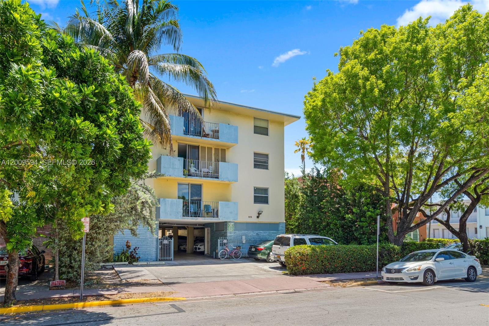 915 Jefferson Ave # 2E