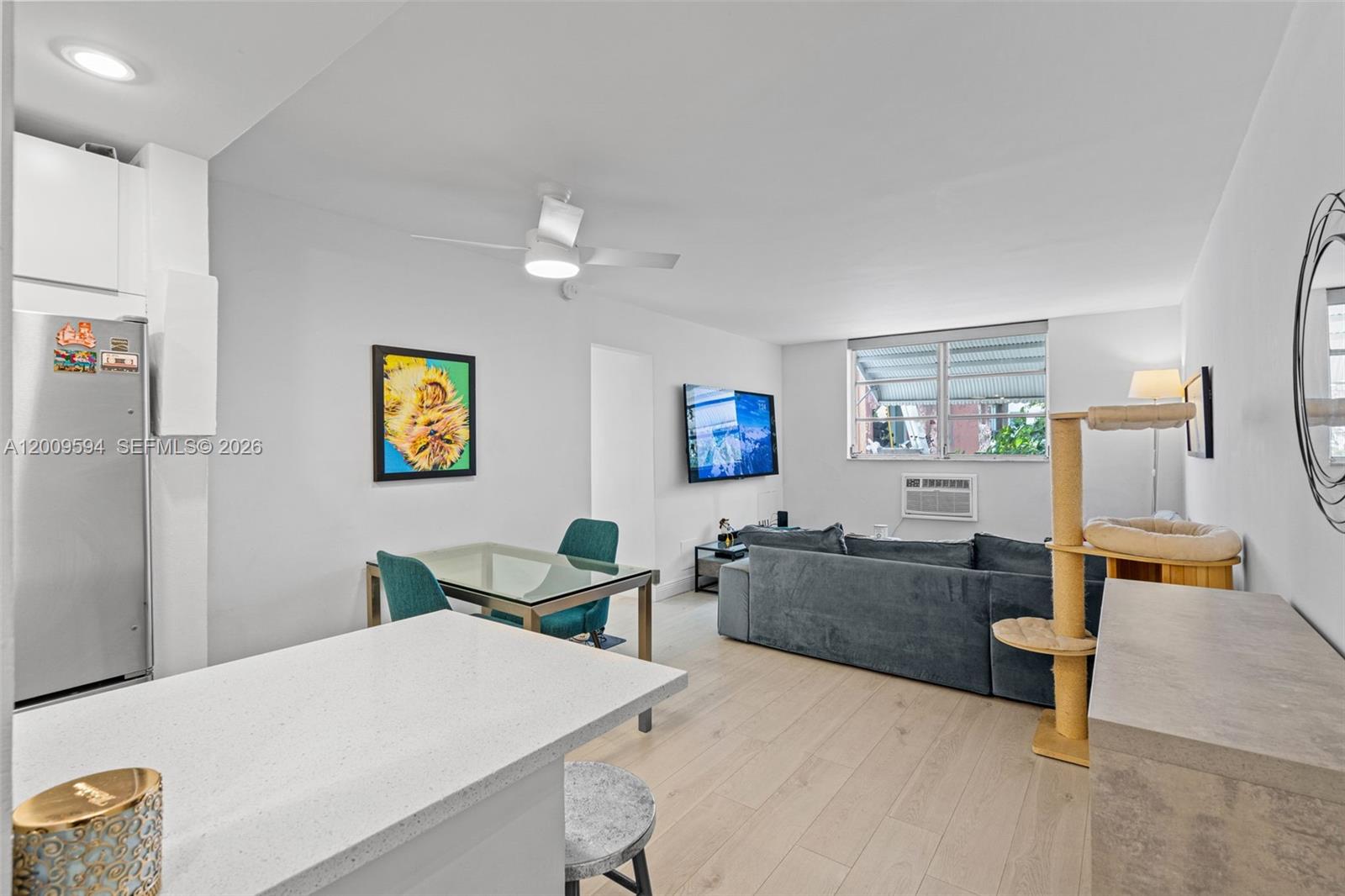 915 Jefferson Ave # 2E