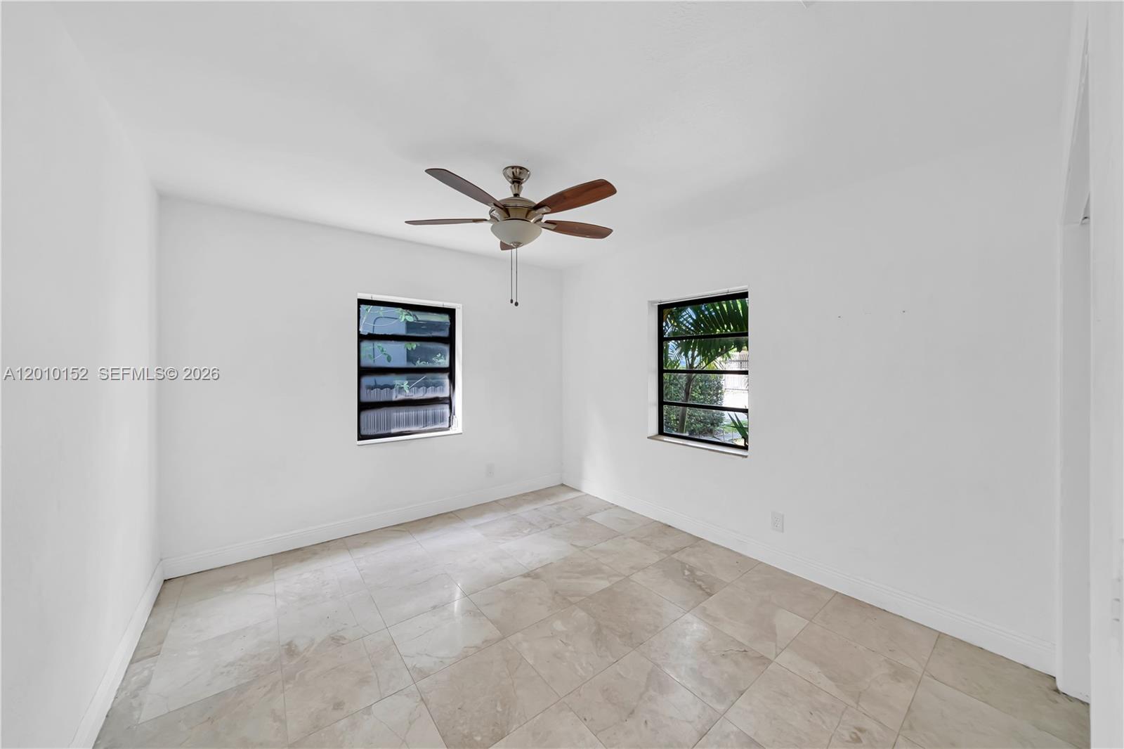 3033 Hibiscus Street