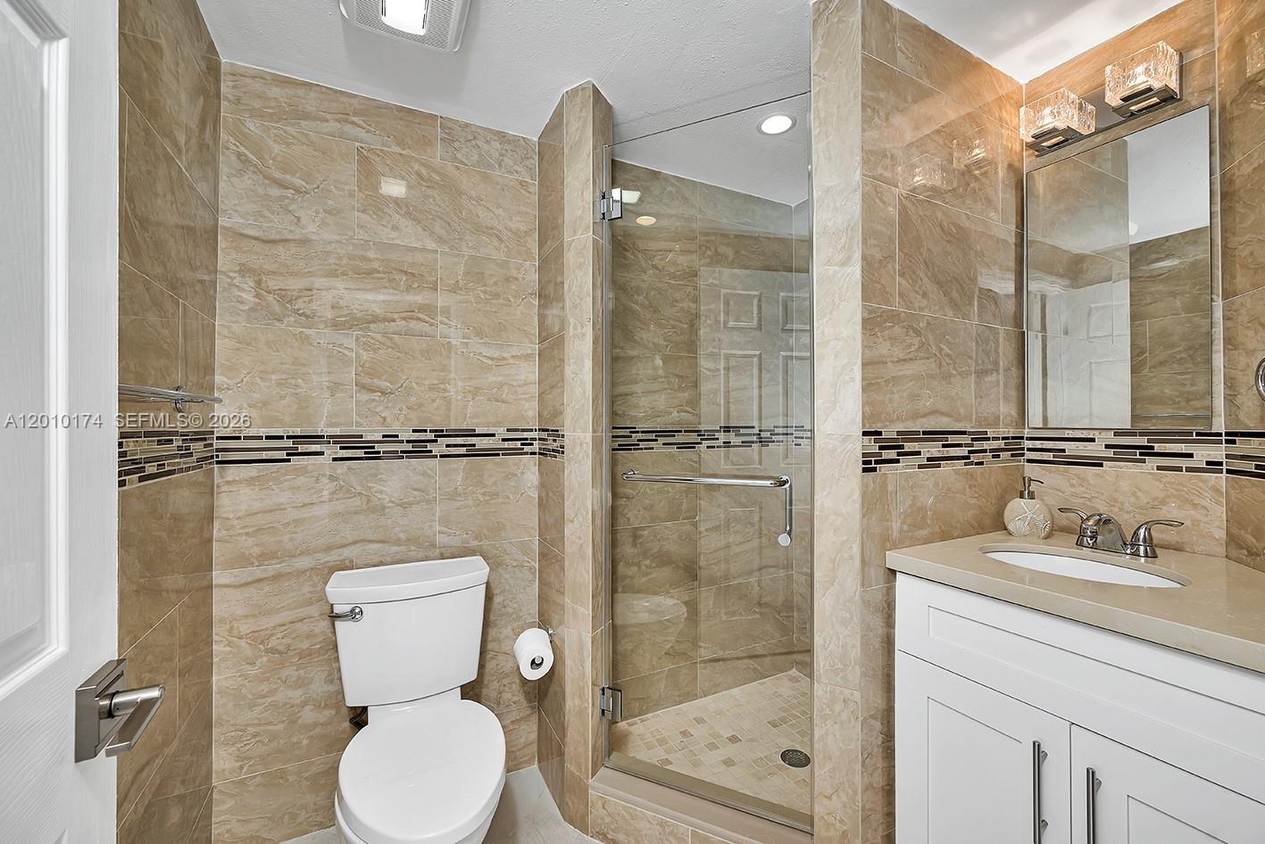 112 N Bounty Ln