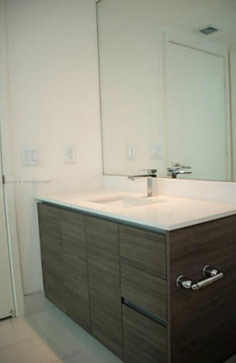 1100 S Miami Ave Unit: 2407