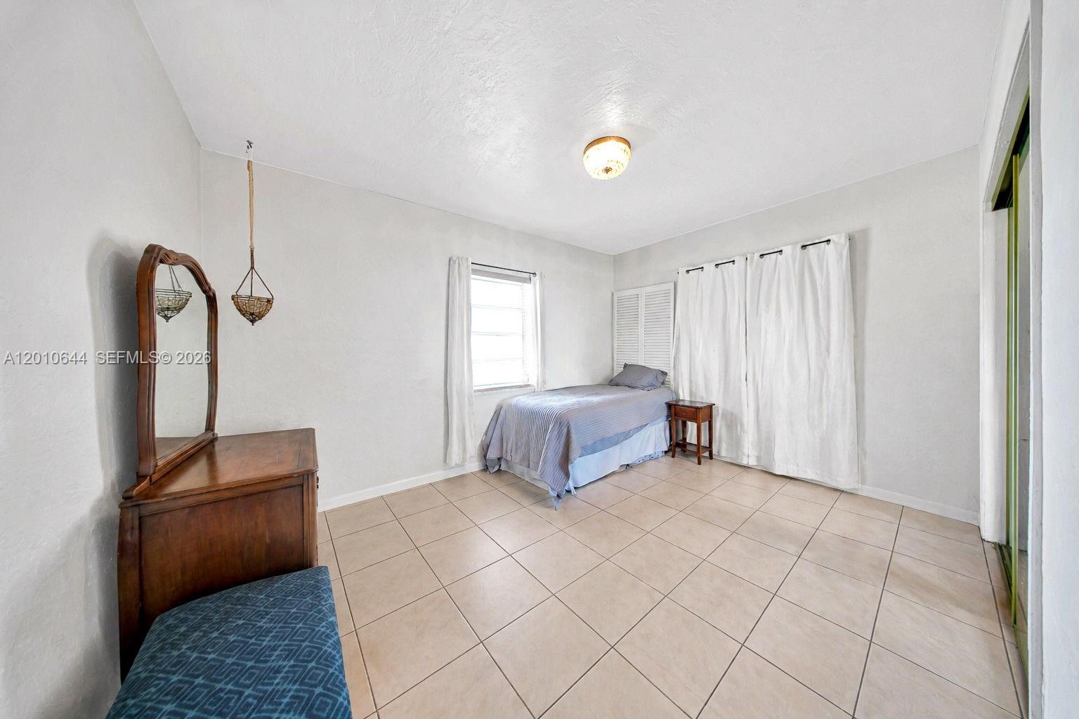 7250 SW 34th St Rd