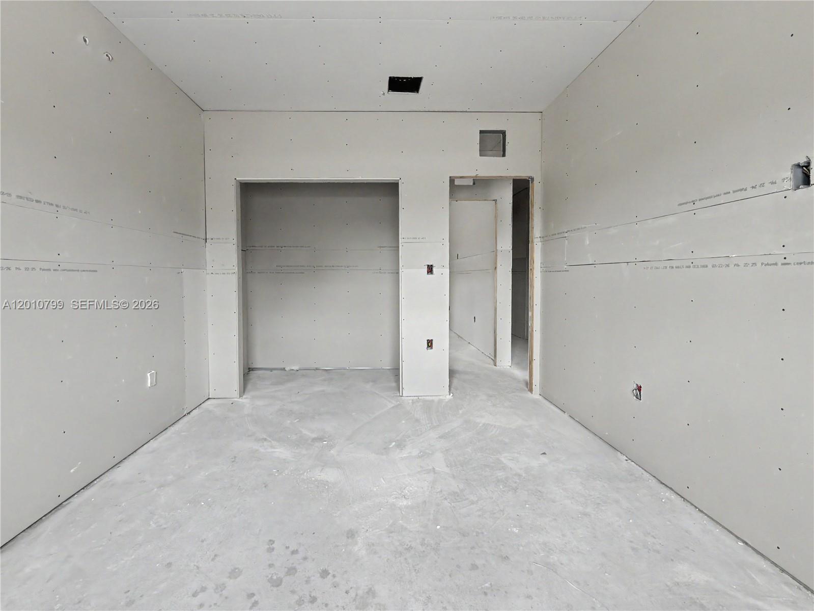 640 SW 10th Ave