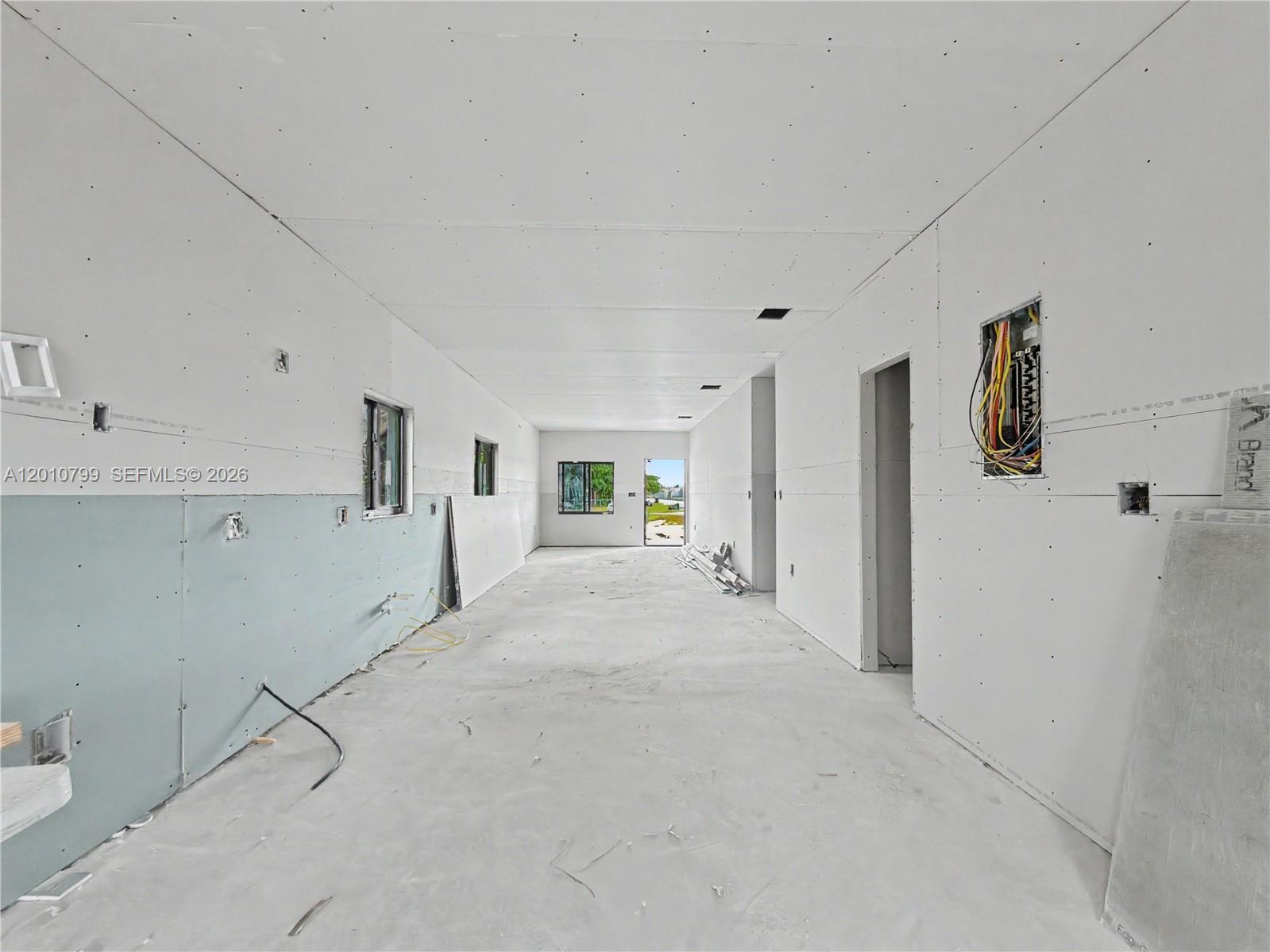 640 SW 10th Ave