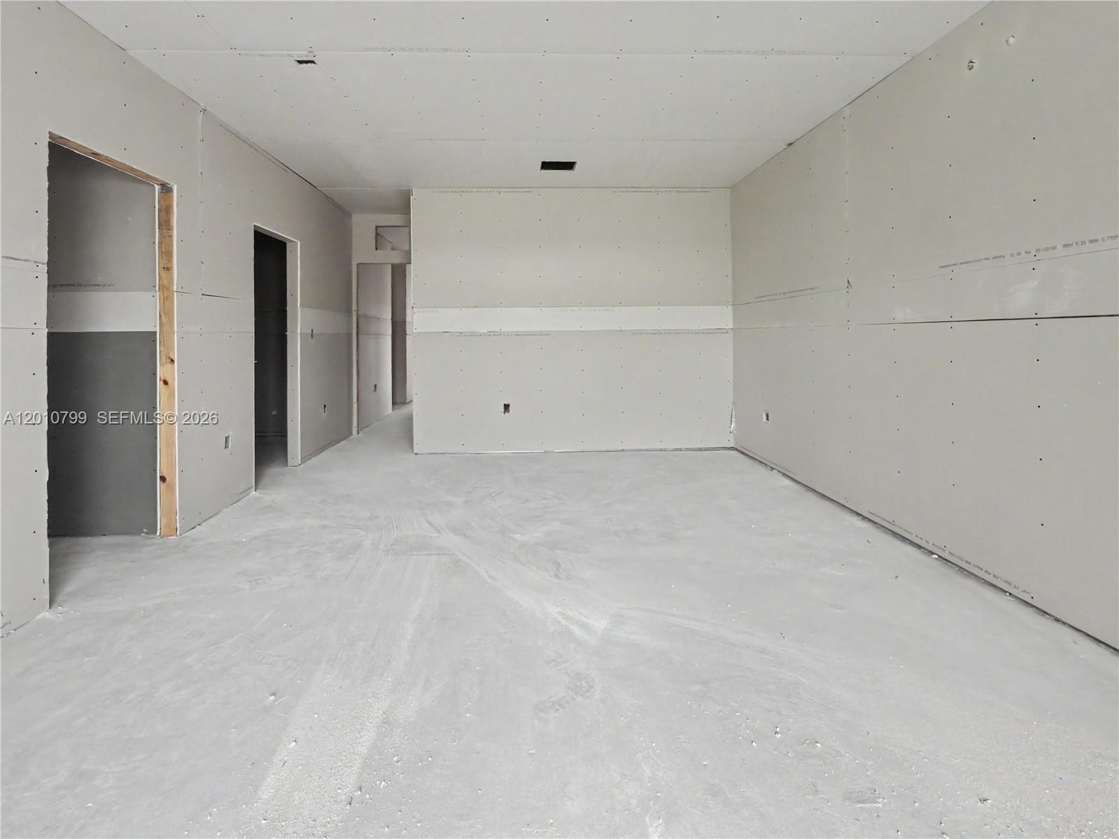 640 SW 10th Ave