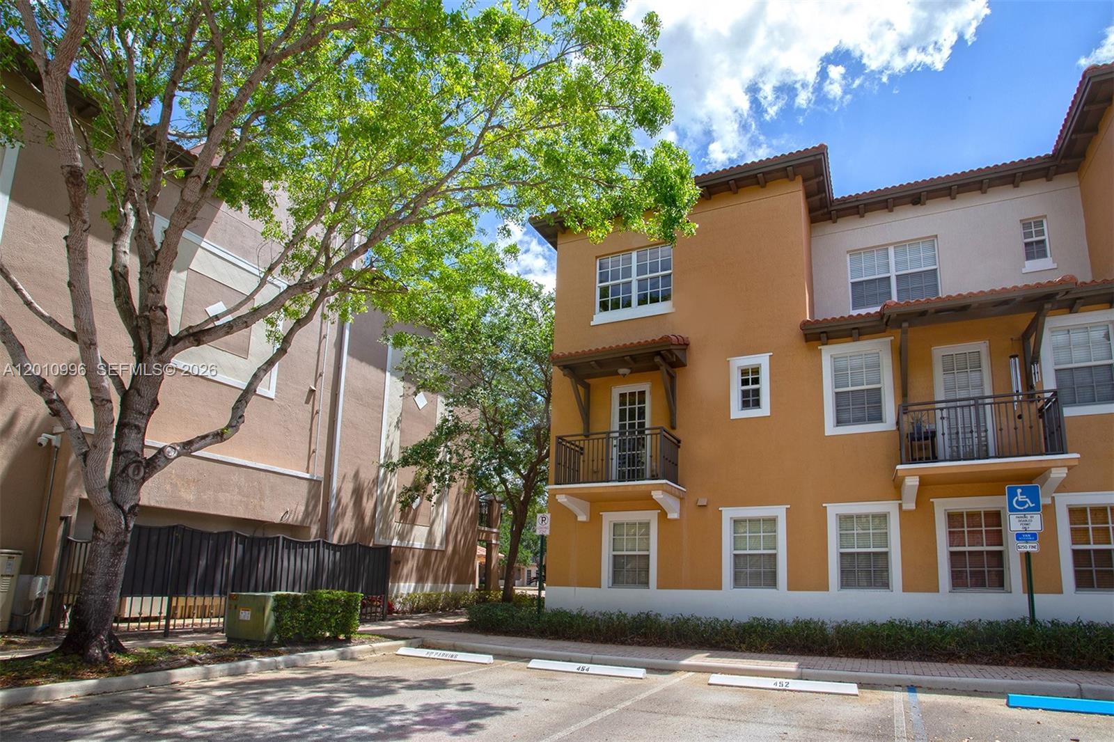 454 SW 147th Ave # 4601