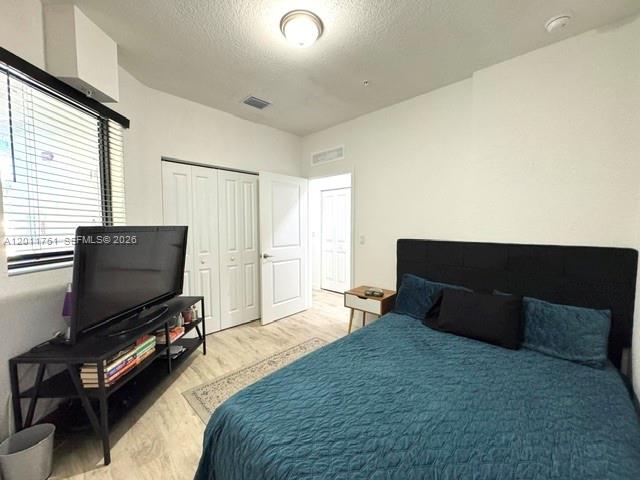 15650 SW 136th St # 101