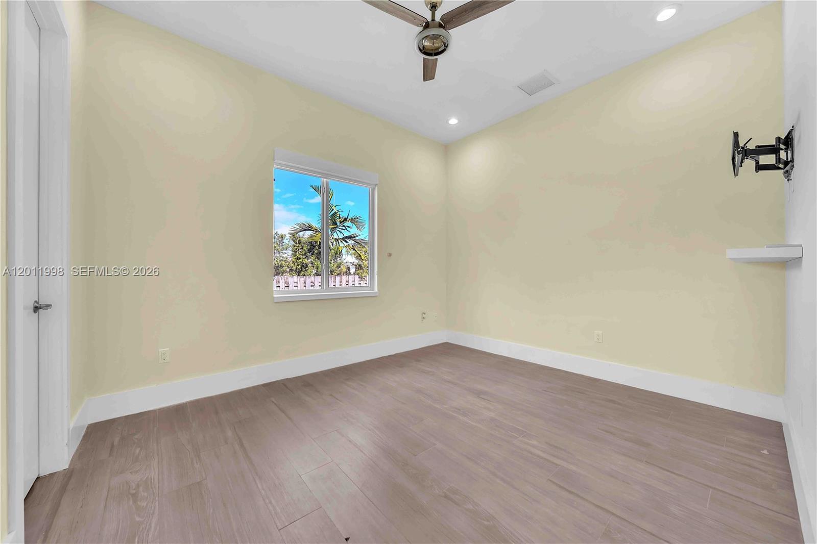 10703 SW 84th Ave
