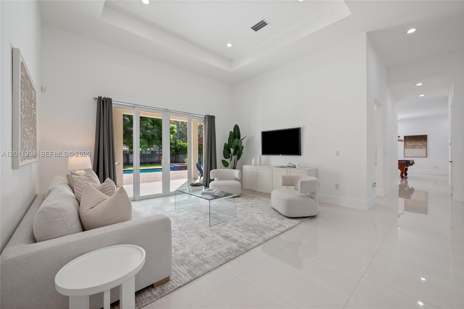 10703 SW 84th Ave