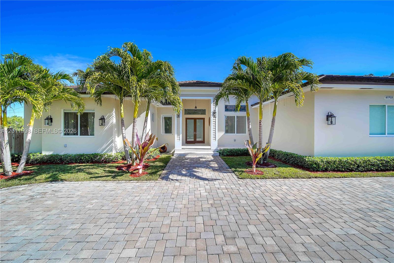 10703 SW 84th Ave
