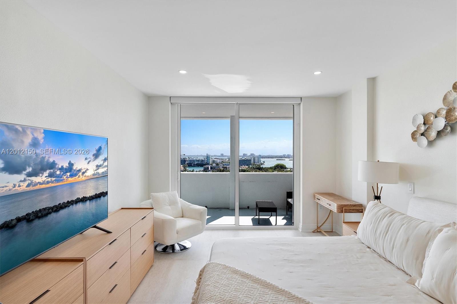 10275 Collins Ave # 1530