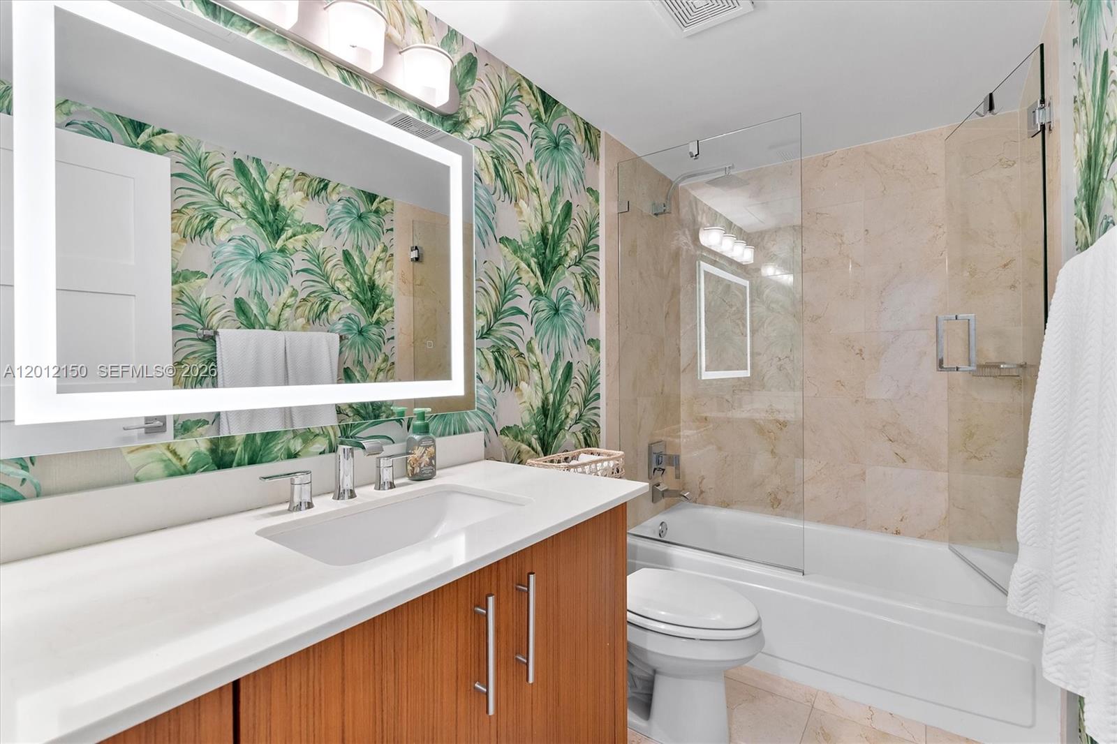 10275 Collins Ave # 1530
