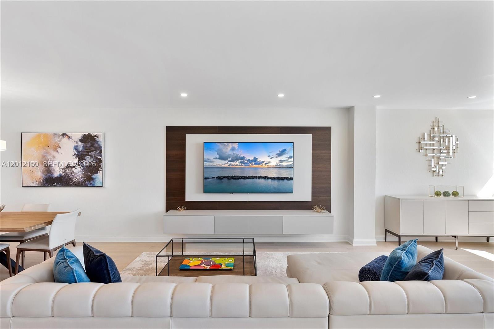 10275 Collins Ave # 1530