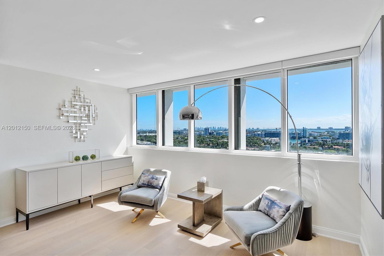 10275 Collins Ave # 1530