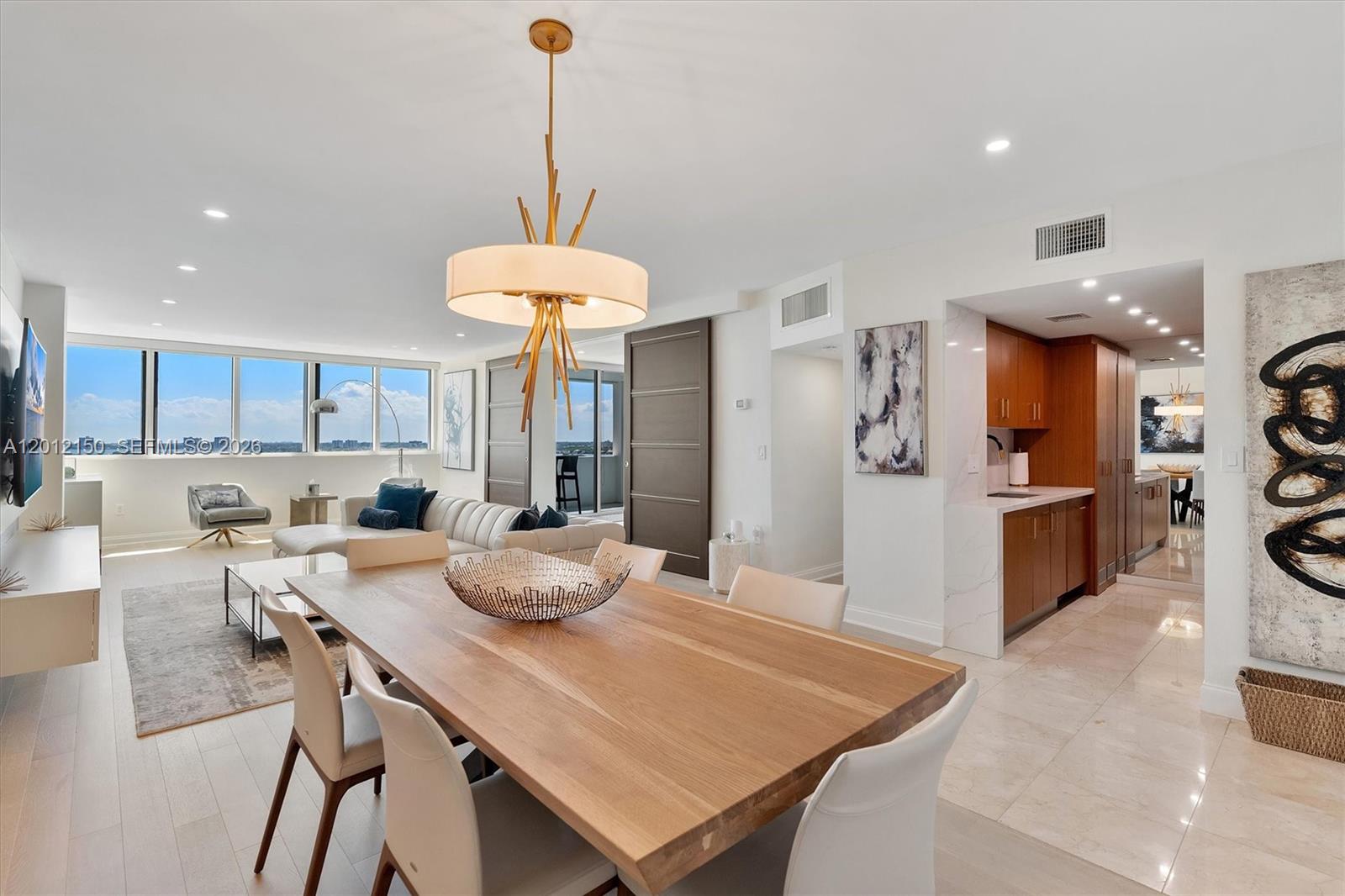10275 Collins Ave # 1530