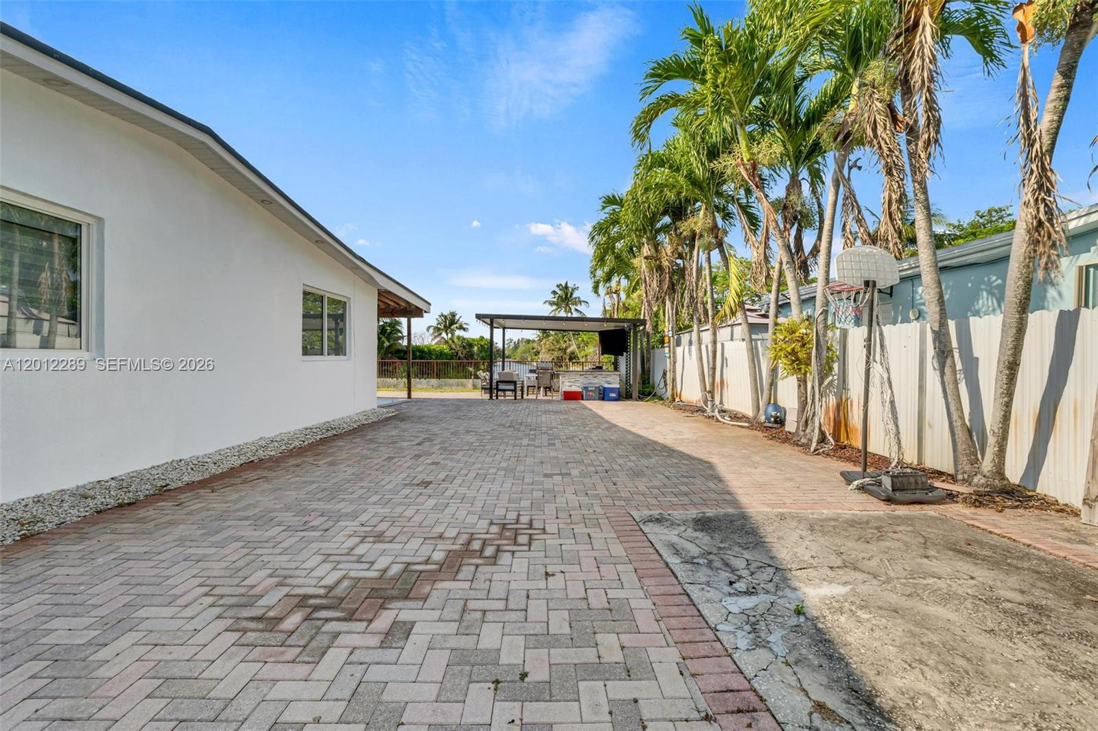 11500 SW 57th Ter