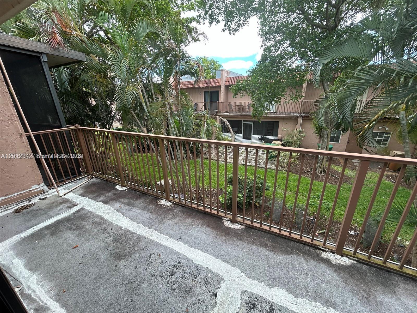 29 Madrid Ln # 9 Unit: 8-9