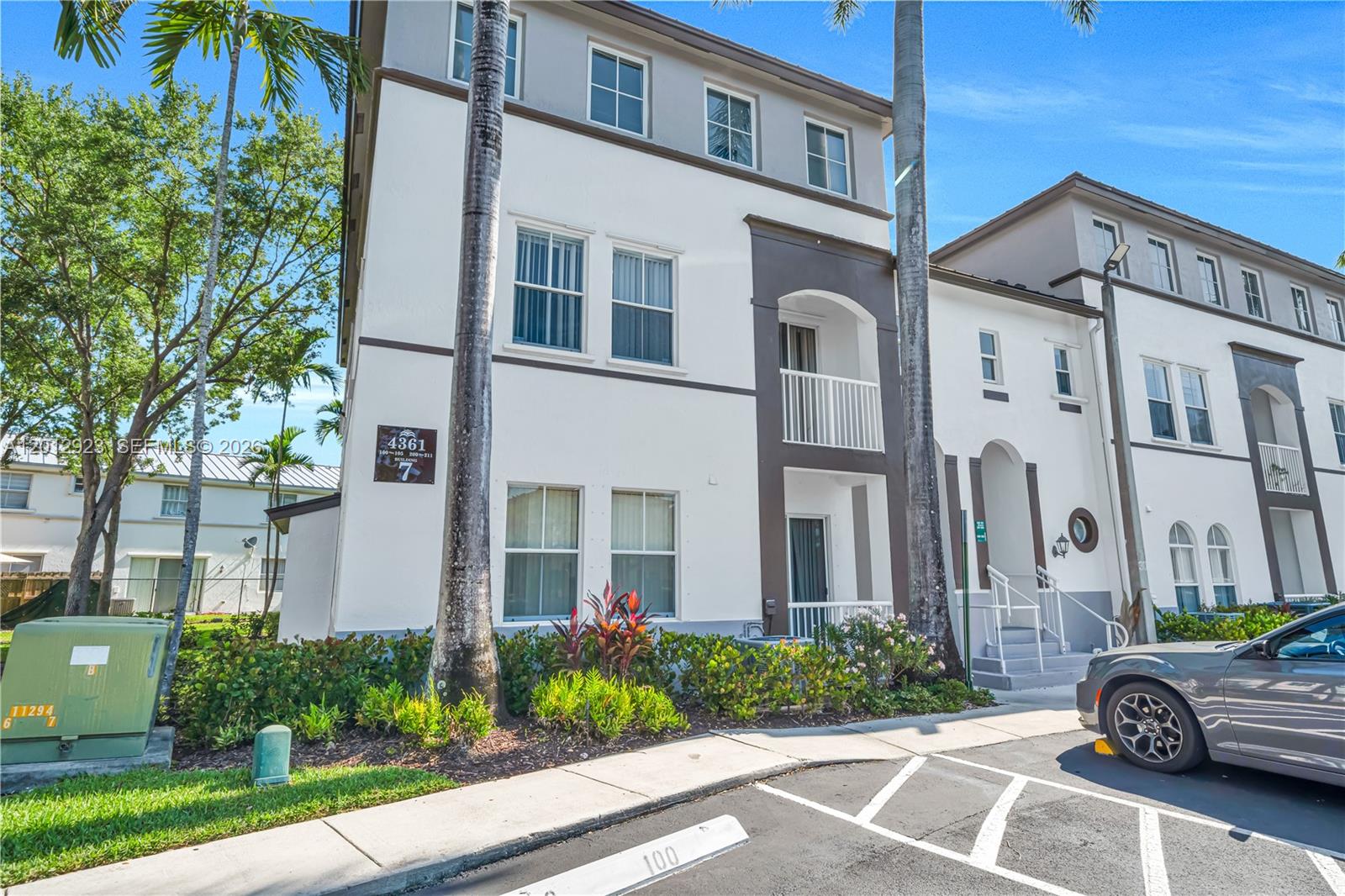 4361 SW 160th Ave # 203