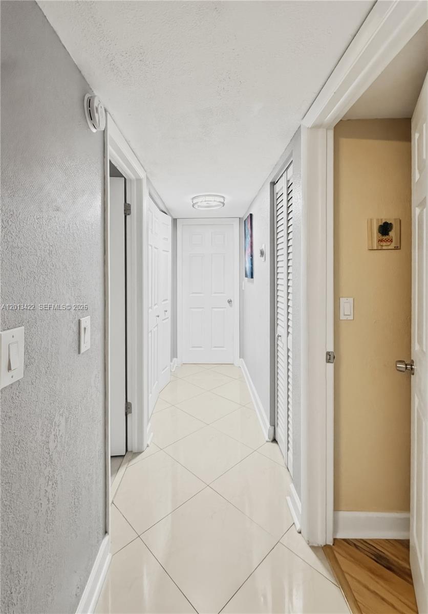406 N Laurel Dr # 207