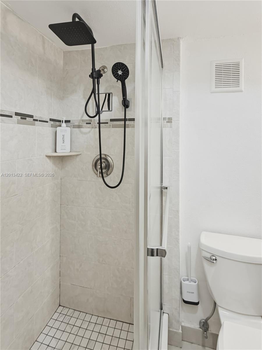 406 N Laurel Dr # 207