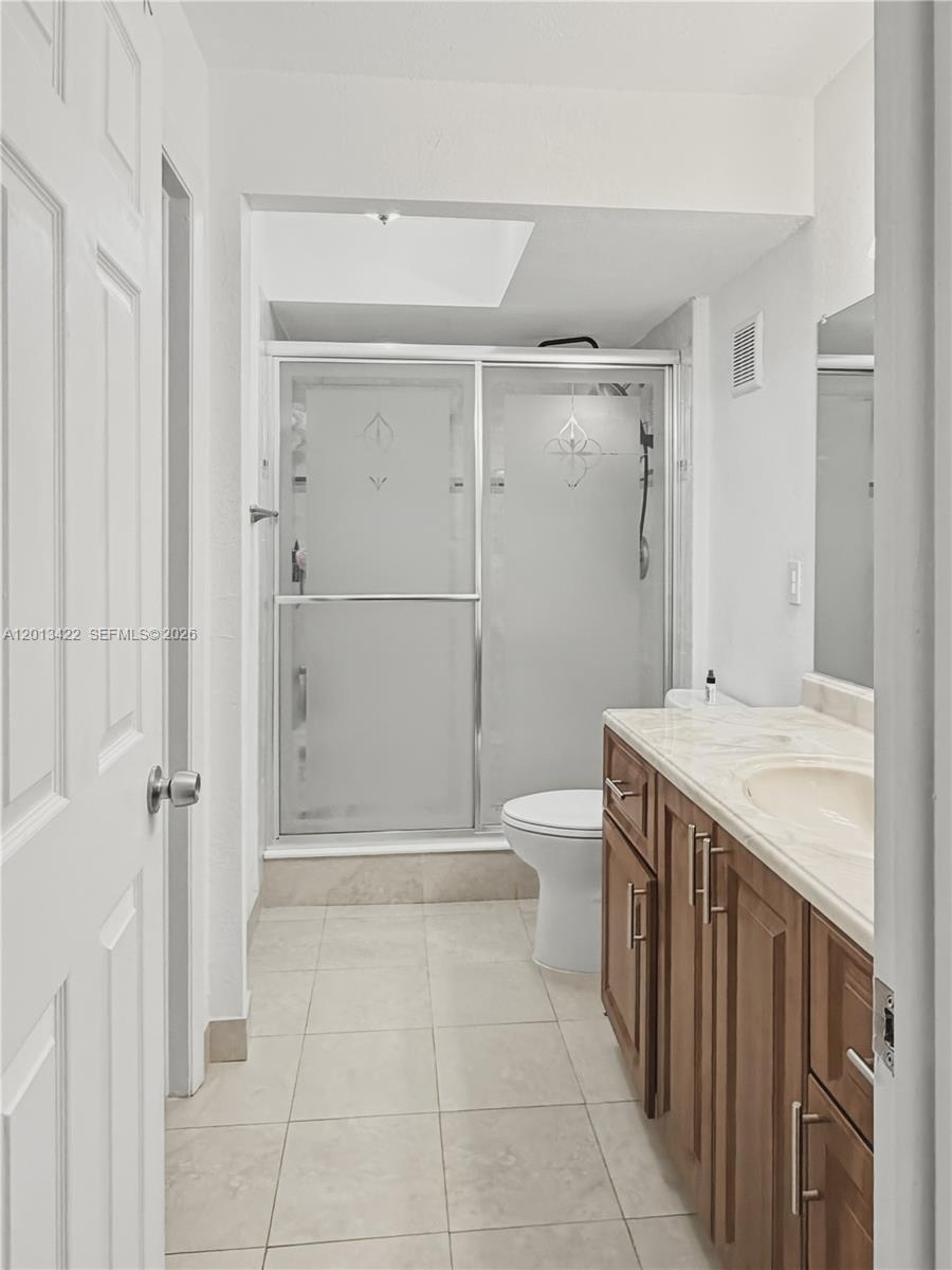 406 N Laurel Dr # 207