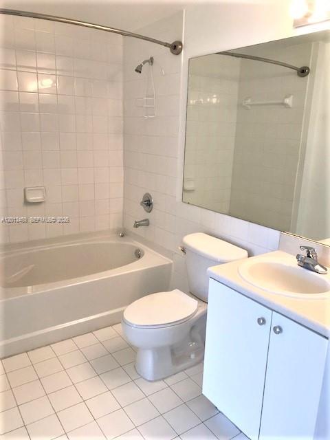 5077 NW 7th St # 807