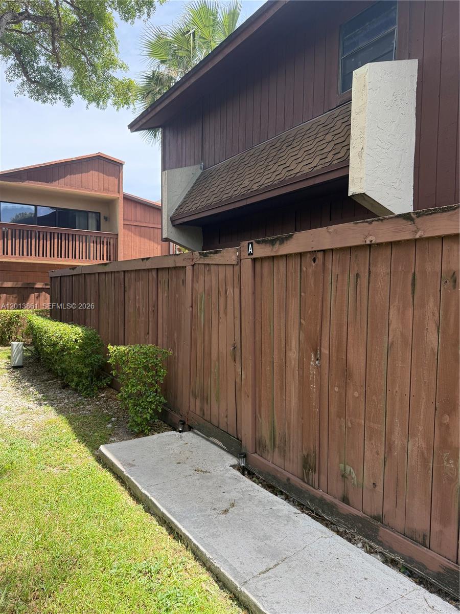 7024 SW 114th Pl # 52 Unit: A-52