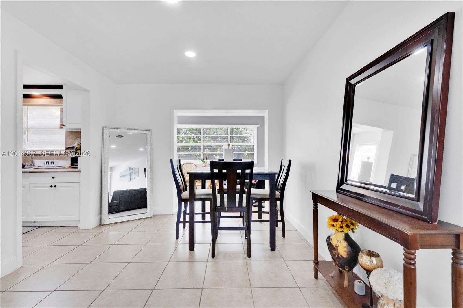 3171 NW 16th St
