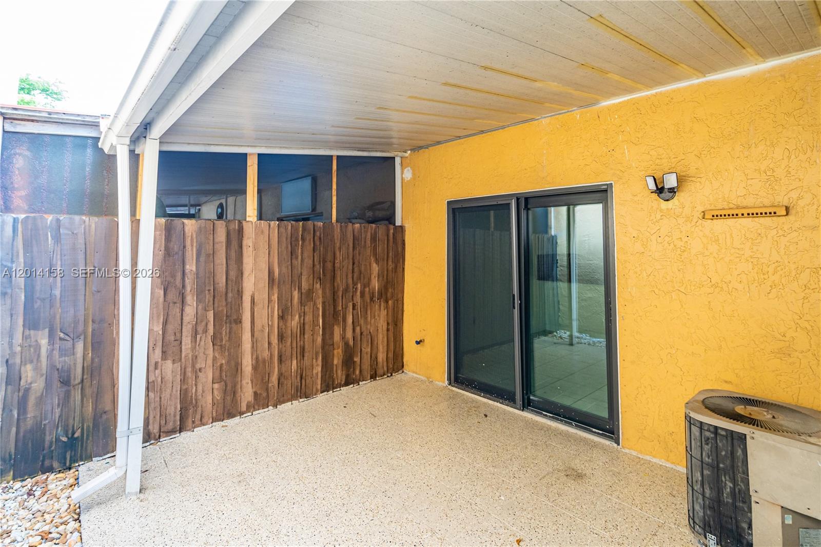 5375 W 23rd Ct # 10 Unit: 14-10