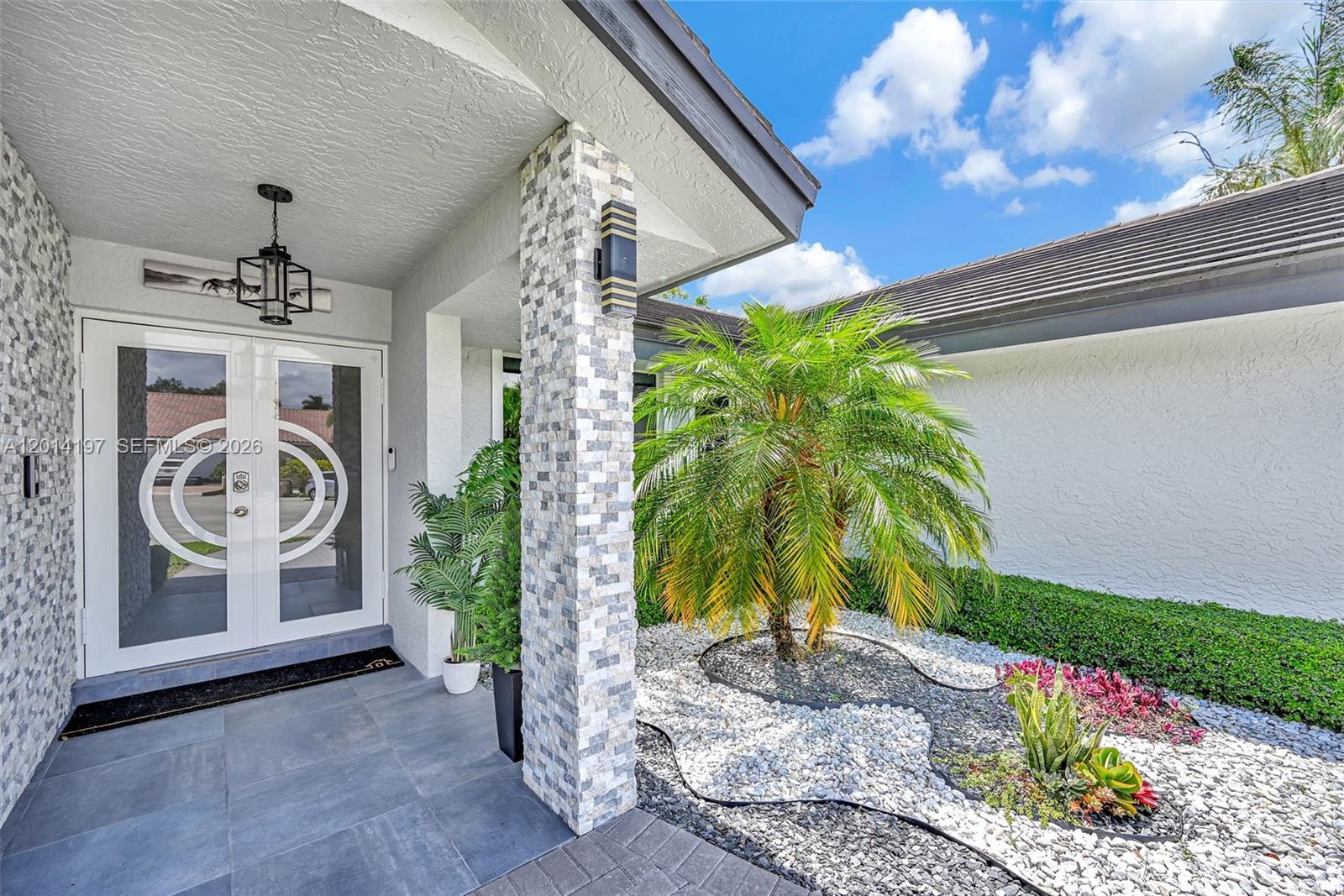630 Deer Creek Briarwood Ln
