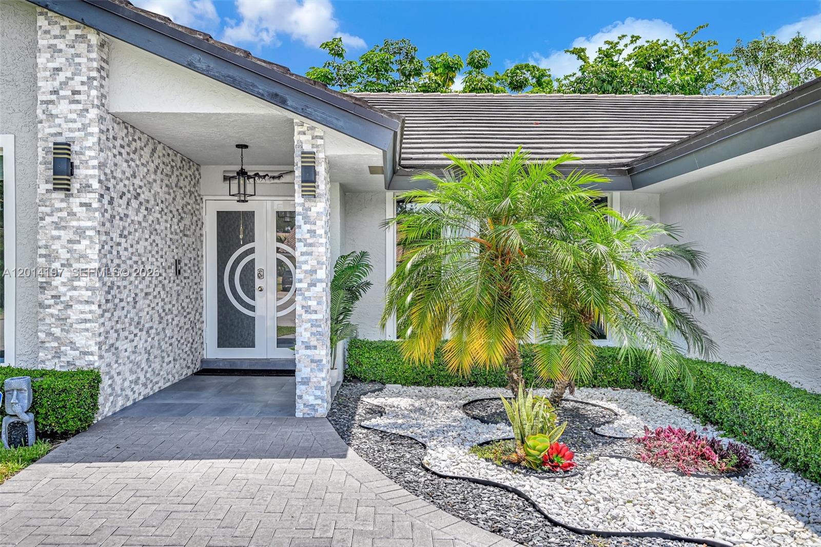 630 Deer Creek Briarwood Ln