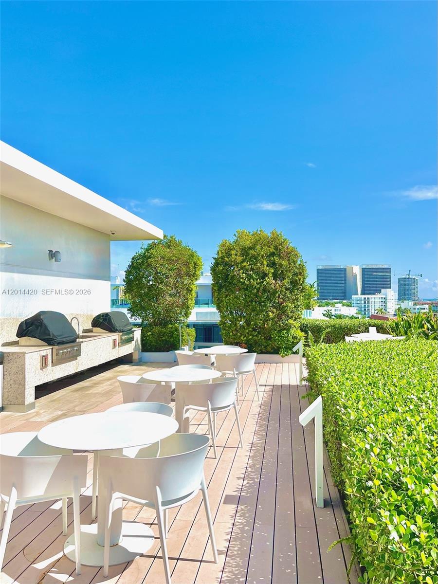 9940 W Bay Harbor Dr Unit: 7B-S