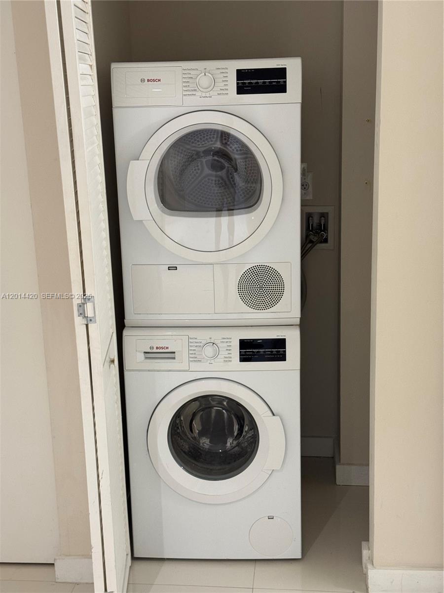 9940 W Bay Harbor Dr Unit: 7B-S