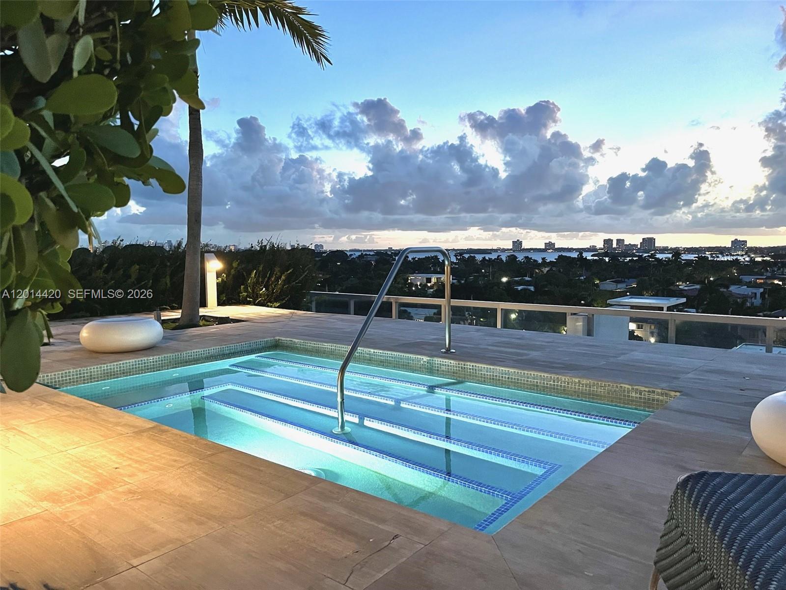 9940 W Bay Harbor Dr Unit: 7B-S