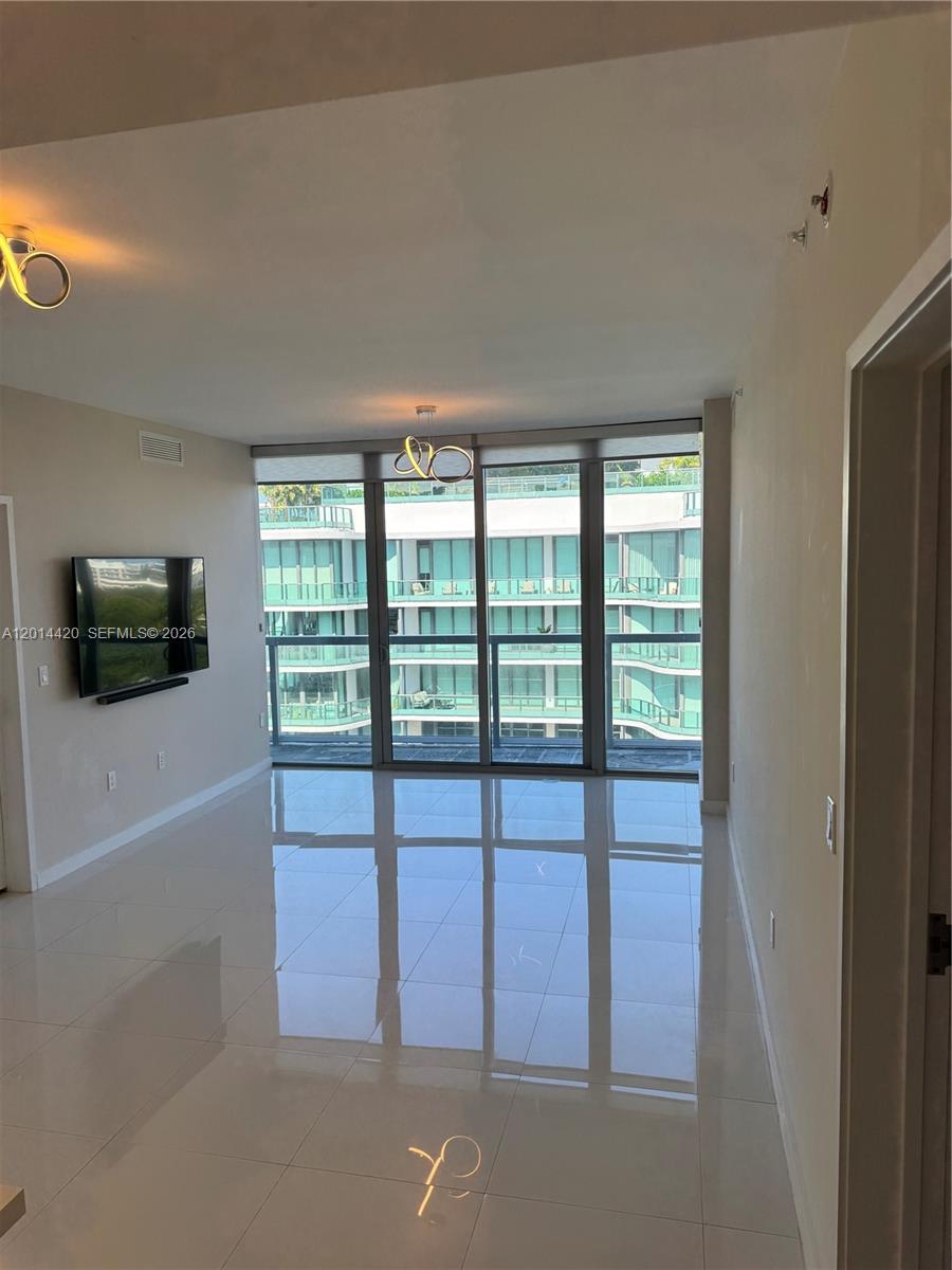 9940 W Bay Harbor Dr Unit: 7B-S