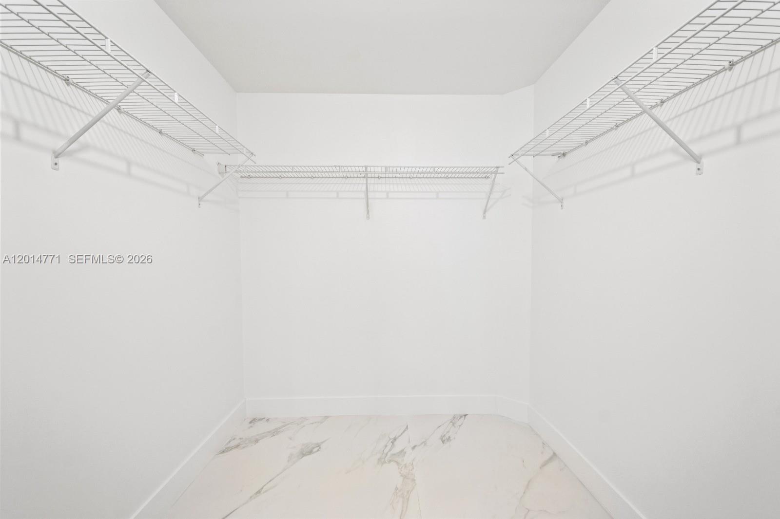 300 S Biscayne Blvd # 3010 Unit: T-3010