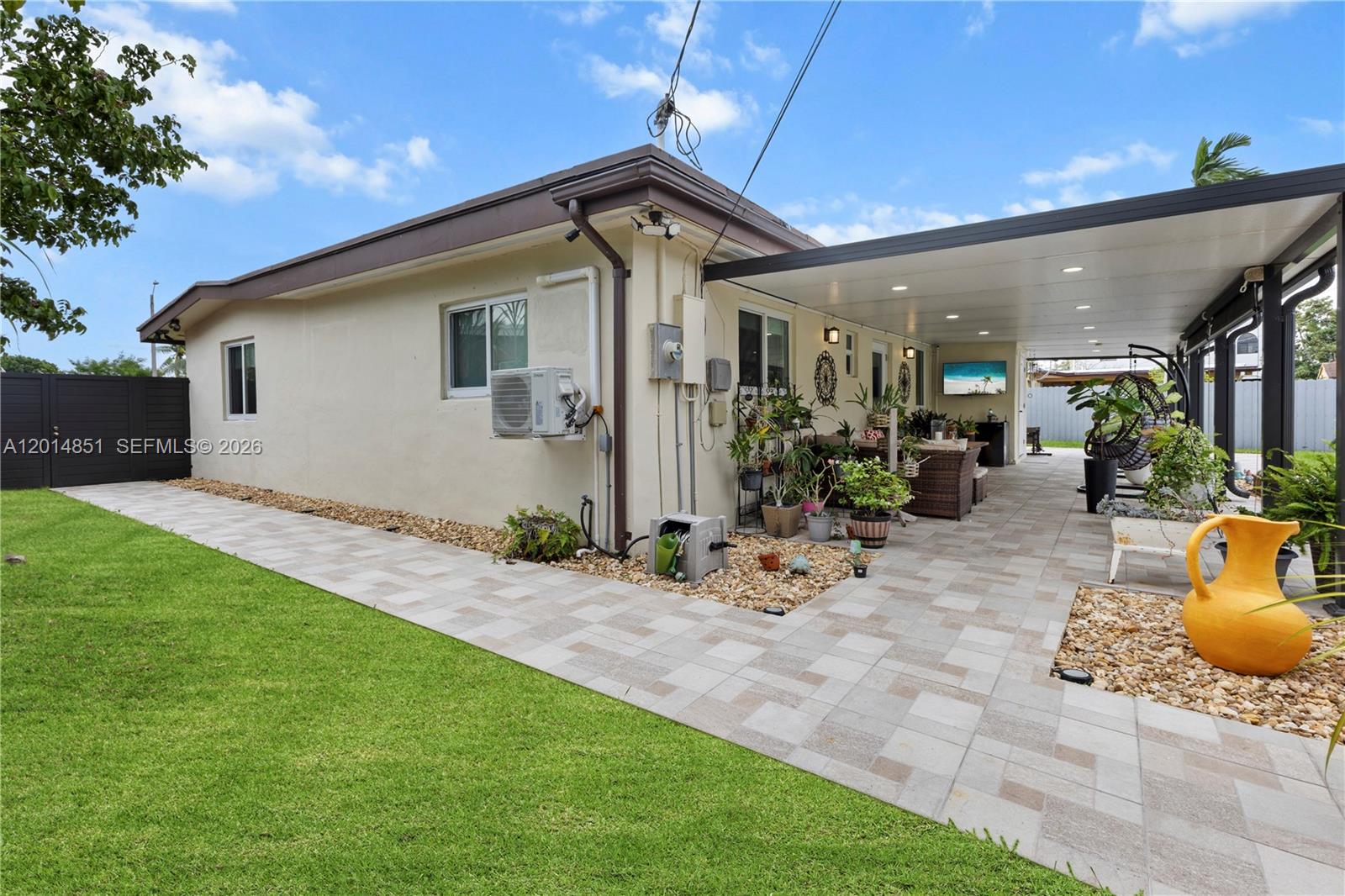 4230 SW 111th Ave