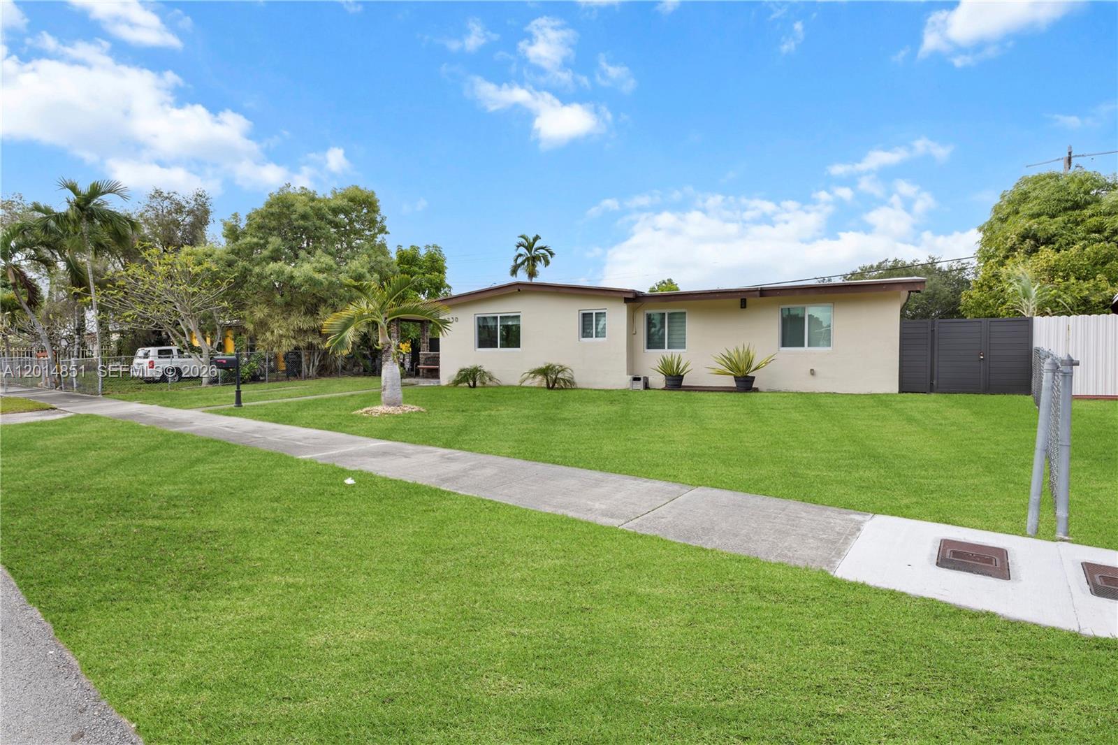4230 SW 111th Ave