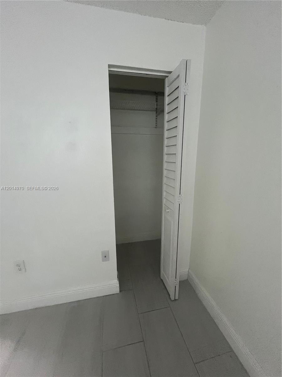 15609 SW 73rd Cir Ter # 12 Unit: 8-12