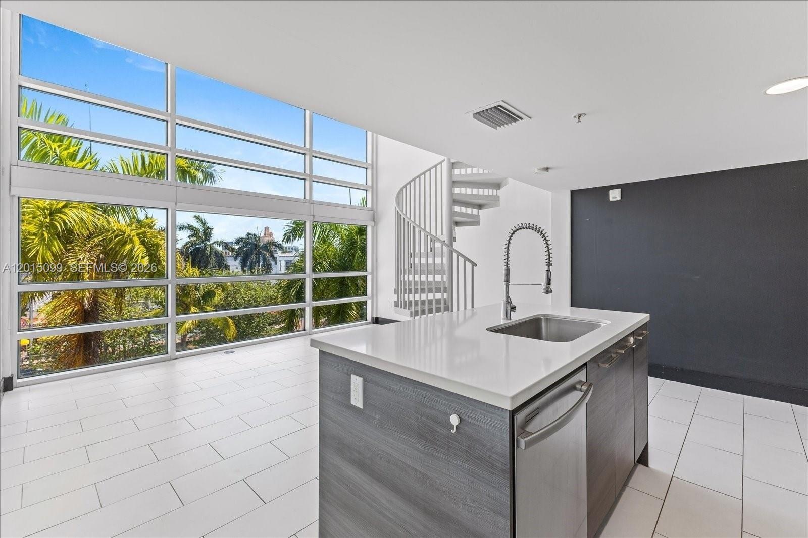 421 Meridian Ave # 19