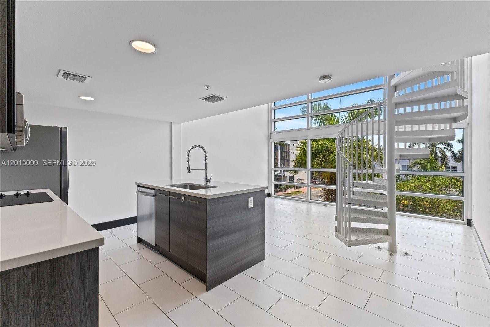421 Meridian Ave # 19